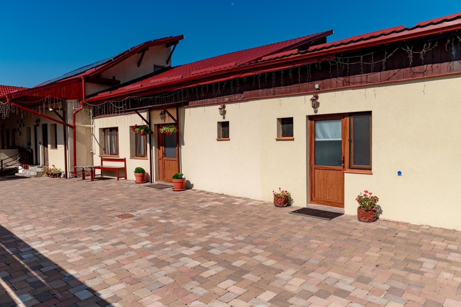 Отель Casa Sol Турда Экстерьер фото