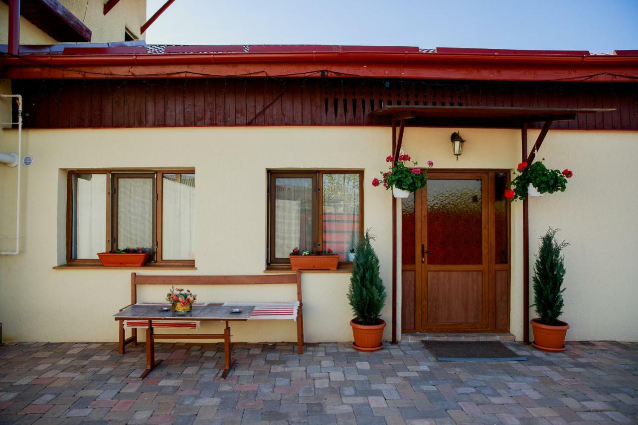 Отель Casa Sol Турда Экстерьер фото