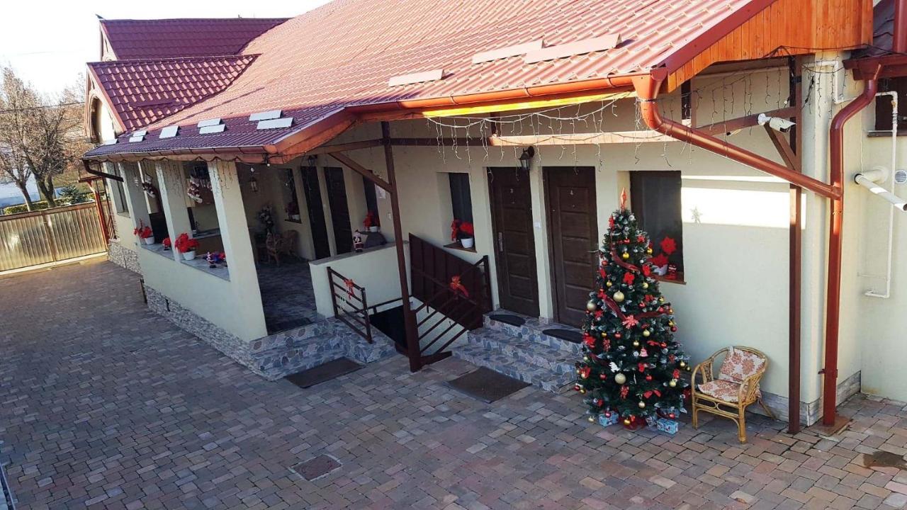 Отель Casa Sol Турда Экстерьер фото